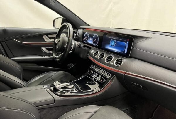 Mercedes-Benz Classe E 220d – Image 21