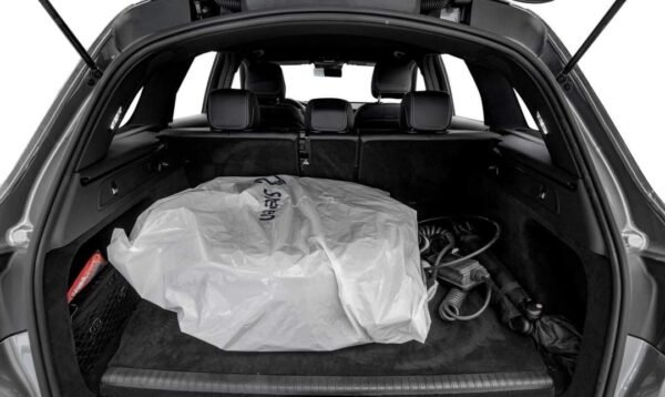 Mercedes-Benz GLC 300e – Image 11