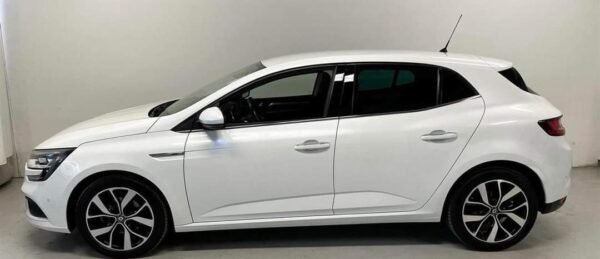 Renault Megane – Image 7