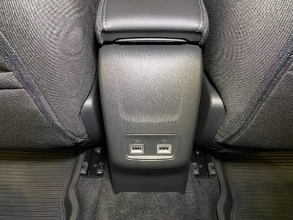 Peugeot 208 Allure – Image 16