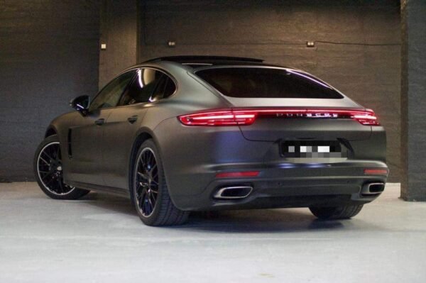 Porsche Panamera – Image 10