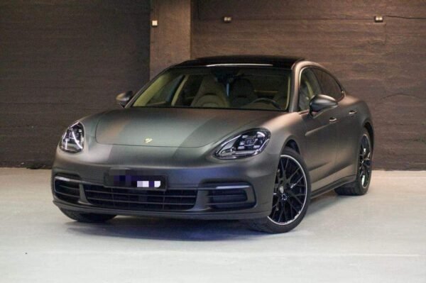 Porsche Panamera – Image 11