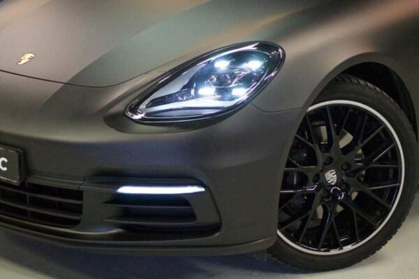 Porsche Panamera – Image 16