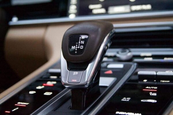 Porsche Panamera – Image 31