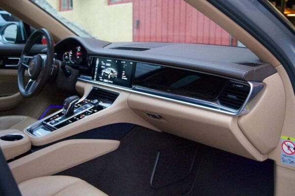 Porsche Panamera – Image 35
