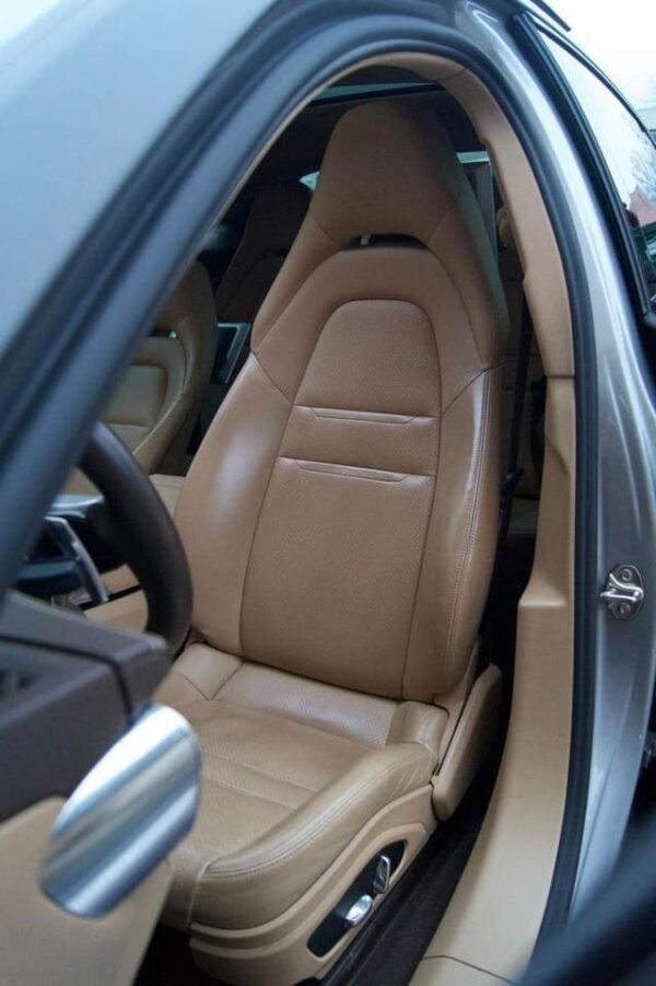 Porsche Panamera – Image 38