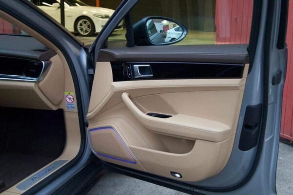 Porsche Panamera – Image 37