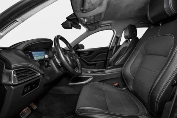 Jaguar F-PACE – Image 7