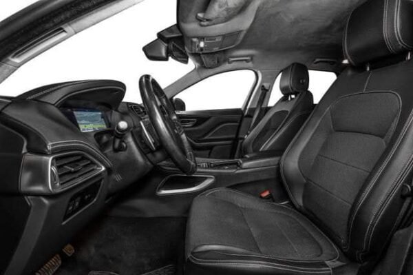 Jaguar F-PACE – Image 14