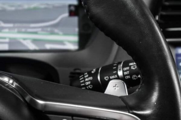 Jaguar F-PACE – Image 17