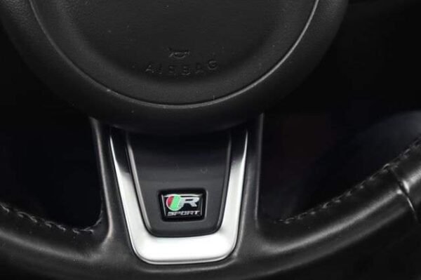 Jaguar F-PACE – Image 22