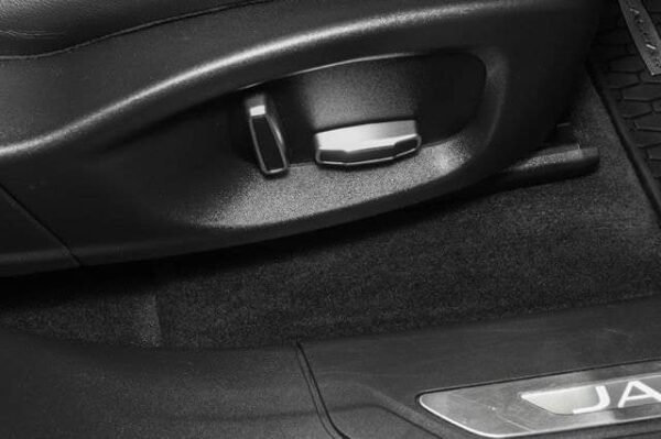Jaguar F-PACE – Image 26