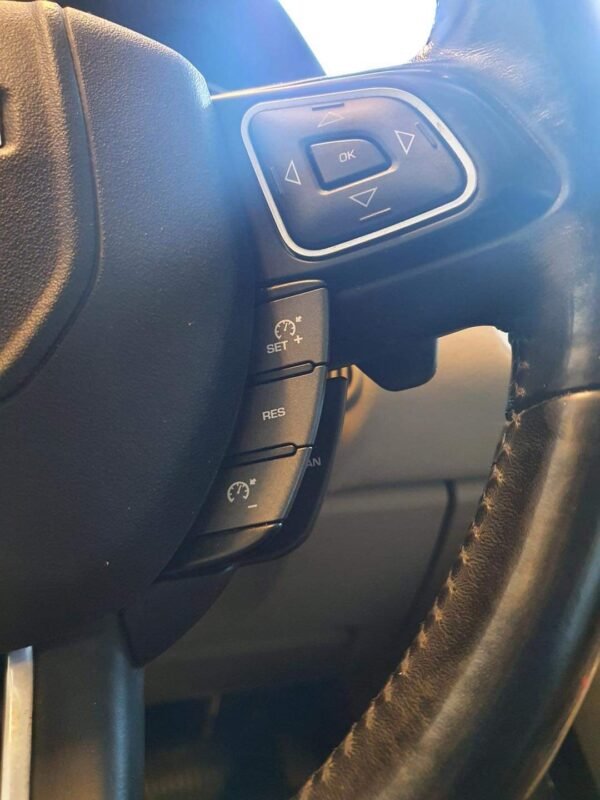Range Rover Evoque – Image 19
