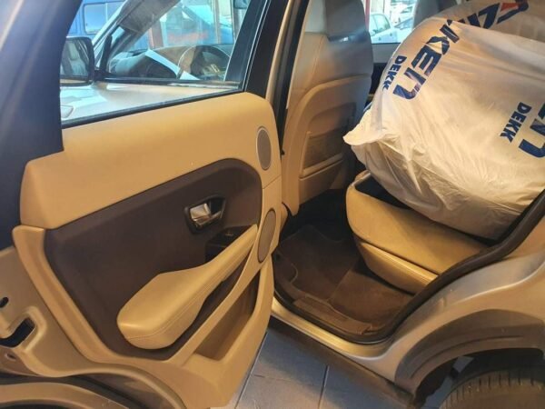 Range Rover Evoque – Image 37
