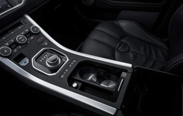 Range Rover Evoque – Image 8