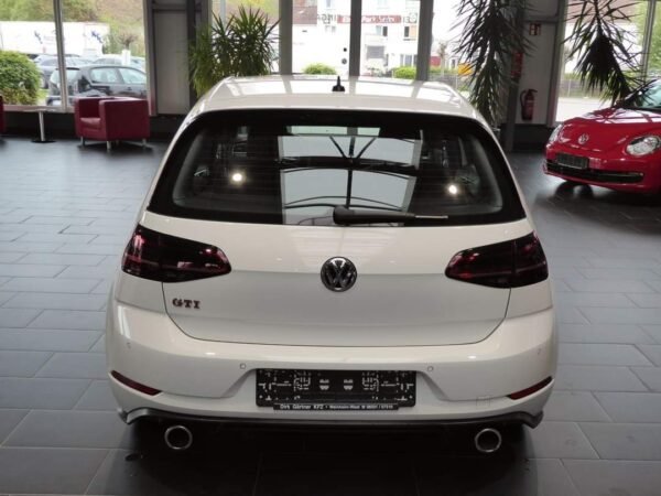 Volkswagen Golf GTI – Image 4