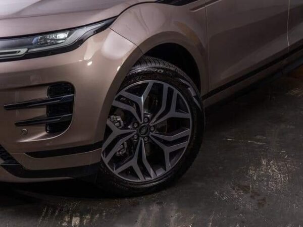 Land Rover Range Rover Evoque – Image 11