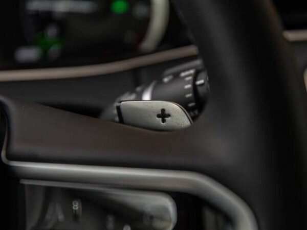 Land Rover Range Rover Evoque – Image 23