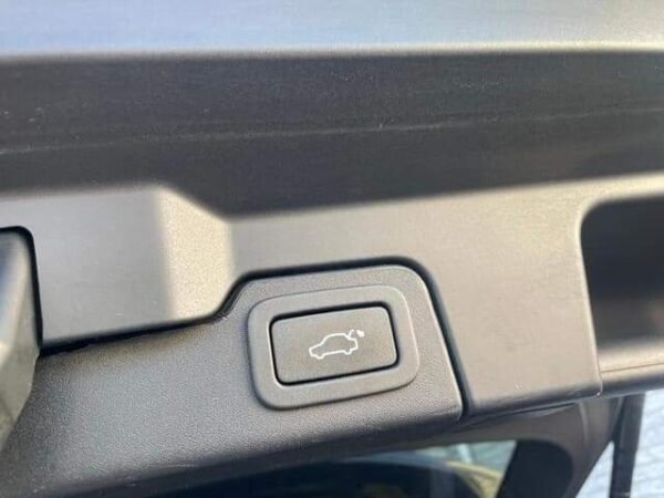 Range Rover Evoque – Image 8