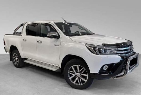 Toyota HiLux – Image 2