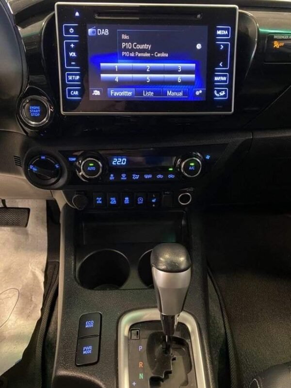 Toyota HiLux – Image 20