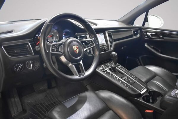 Porsche Macan S – Image 4
