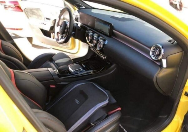 Mercedes-Benz Classe A 35 – Image 21