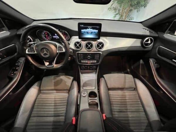 Mercedes-Benz CLA 180 – Image 14