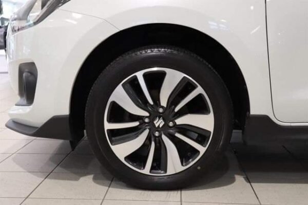 Suzuki Swift – Image 13