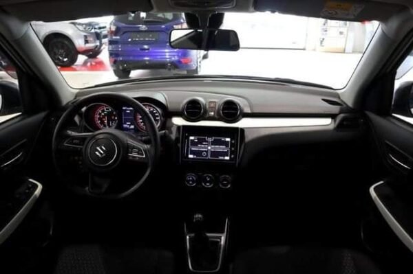 Suzuki Swift – Image 16