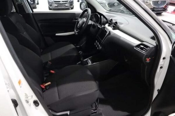 Suzuki Swift – Image 19