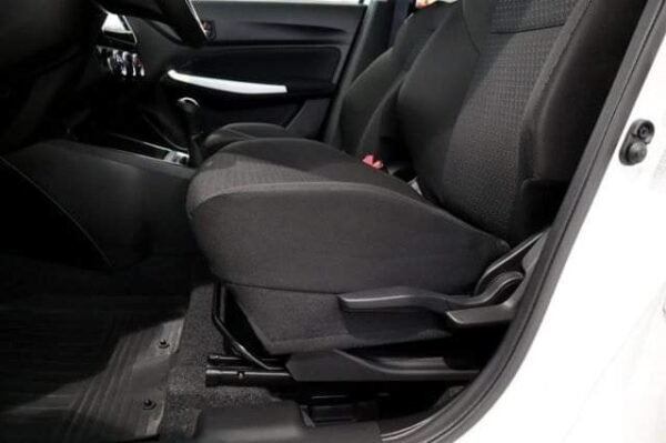 Suzuki Swift – Image 18