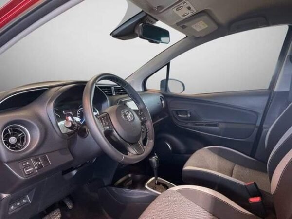 Toyota Yaris – Image 11
