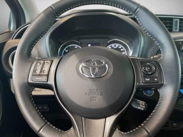 Toyota Yaris – Image 15