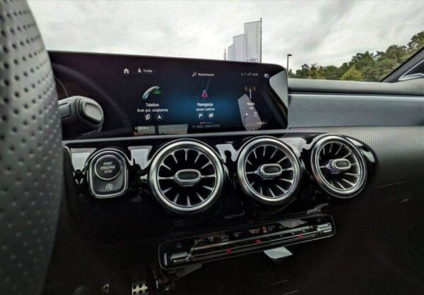 Mercedes-Benz classe A 220 – Image 14
