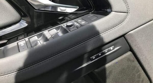 Range Rover Evoque – Image 18