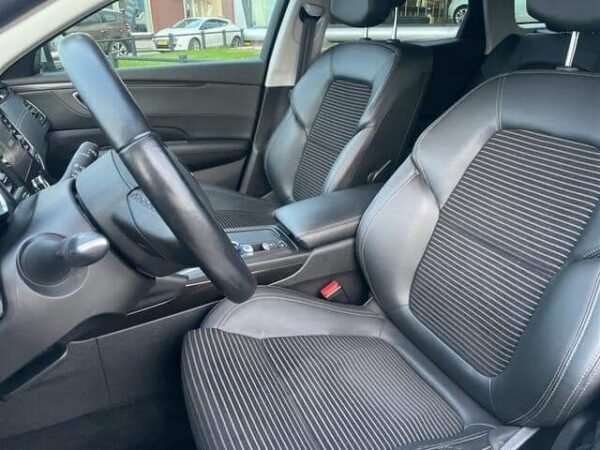 Renault Talisman – Image 12