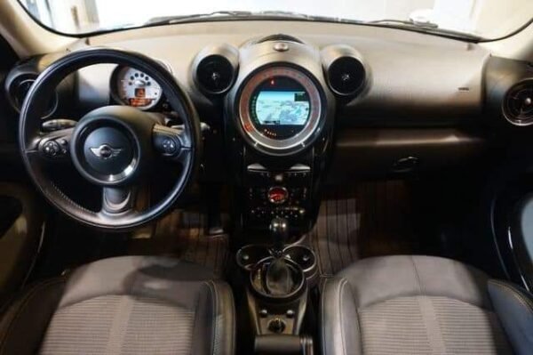 MINI COOPER Countryman D – Image 21
