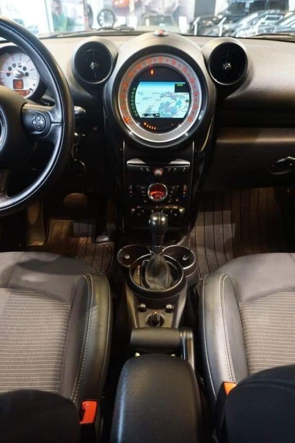MINI COOPER Countryman D – Image 20