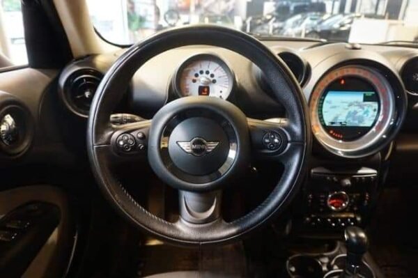 MINI COOPER Countryman D – Image 27
