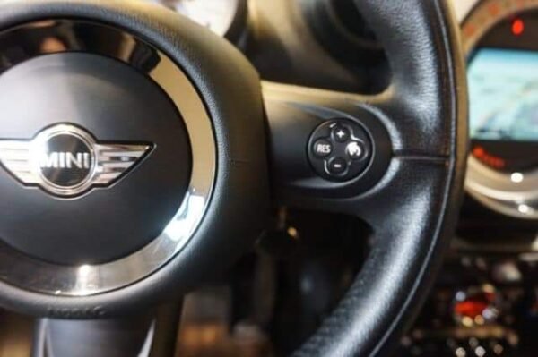 MINI COOPER Countryman D – Image 25