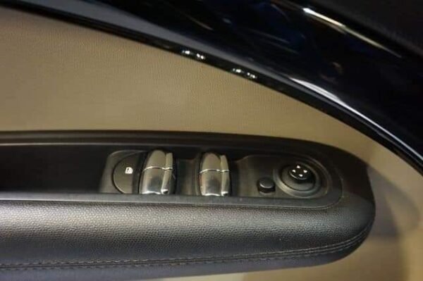 MINI COOPER Countryman D – Image 24