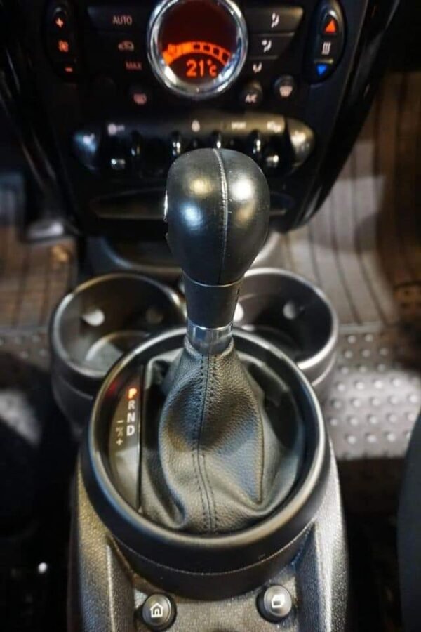MINI COOPER Countryman D – Image 28