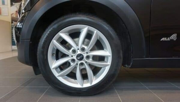 MINI COOPER Countryman D – Image 47