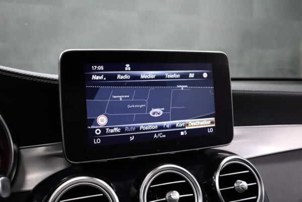 Mercedes-Benz GLC 350e – Image 3