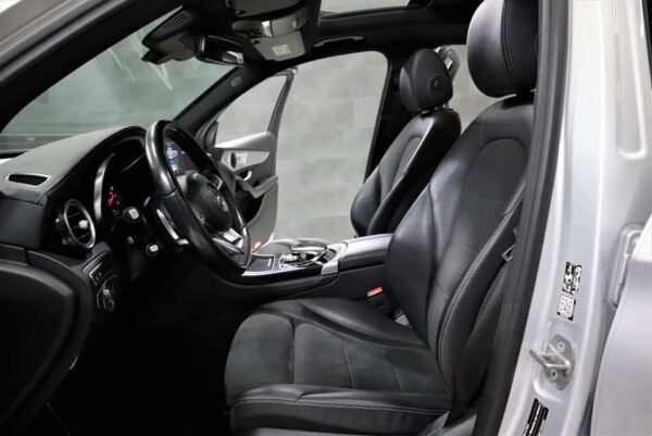 Mercedes-Benz GLC 350e – Image 13