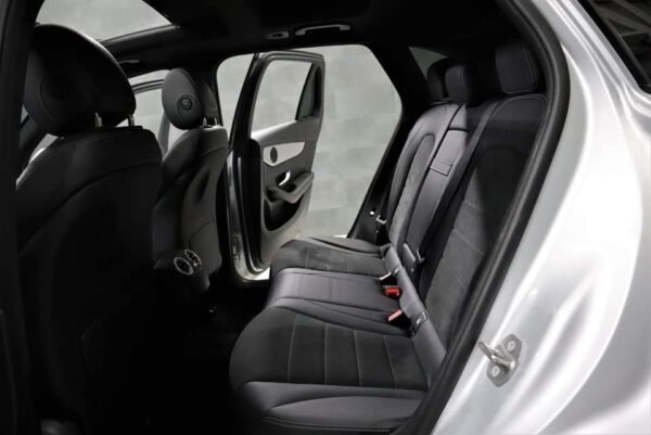 Mercedes-Benz GLC 350e – Image 12