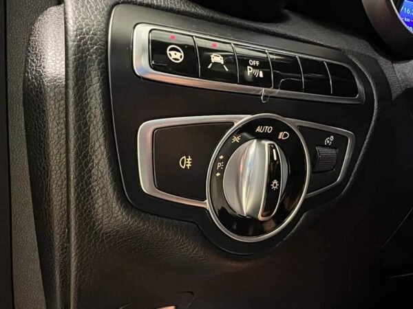 Mercedes-Benz GLC 220d – Image 9