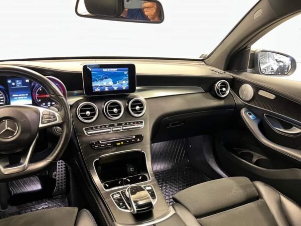 Mercedes-Benz GLC 220d – Image 32