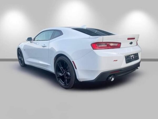 Chevrolet Camaro – Image 11